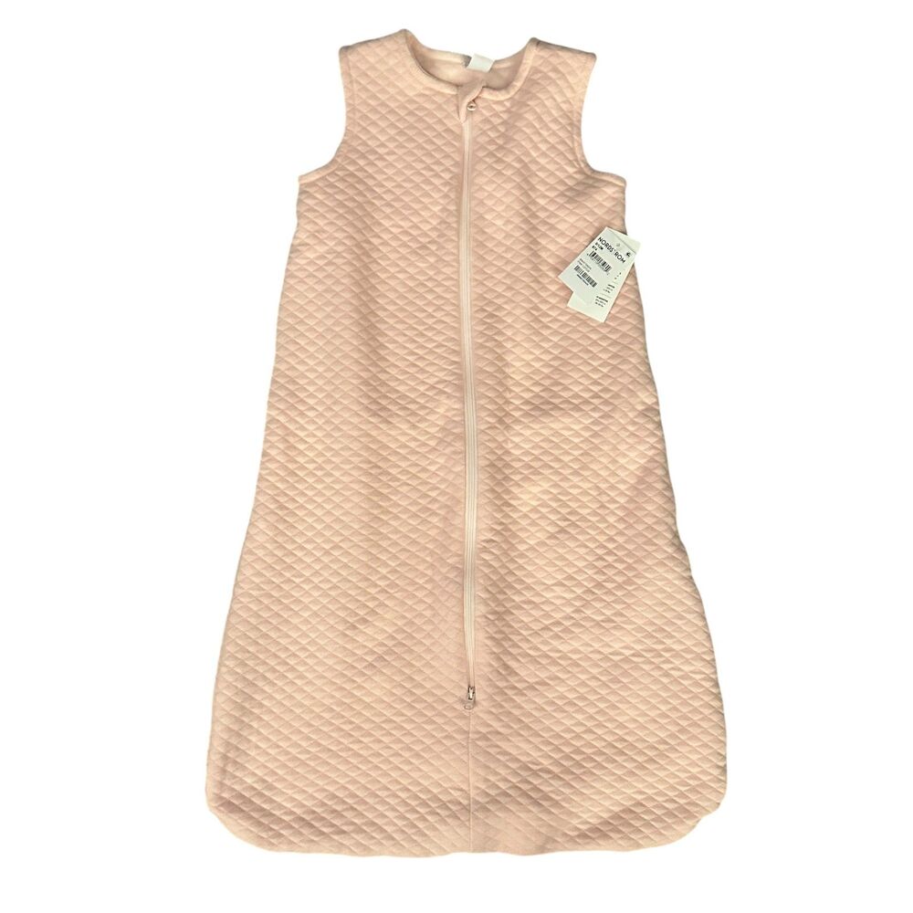 Nordstrom Pink Lotus Quilted Soft Baby Zip Up Sleeper Size 0-12 Months NWT‎